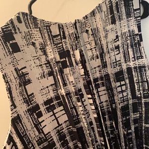 Sleeveless Calvin Klein black and white dress